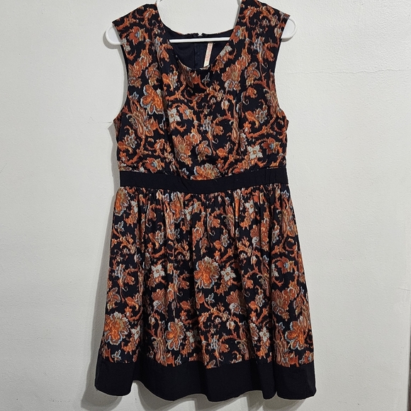 Poema Dresses & Skirts - Poema Fit and Flare Fall Floral Dress. Size Large.